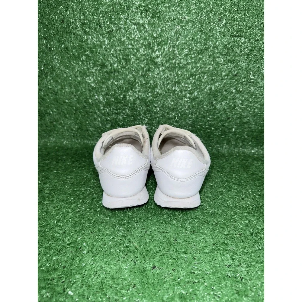 Nike Cortez Basic‎ SL Youth Size 2.5Y White Leather Shoes Sneakers 904767-102
